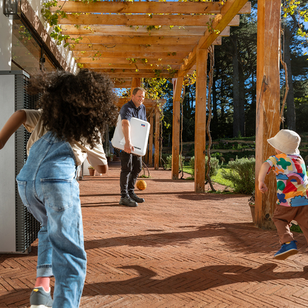 I LOVE THE SUN - Haushalte smart mit Solarstrom versorgen