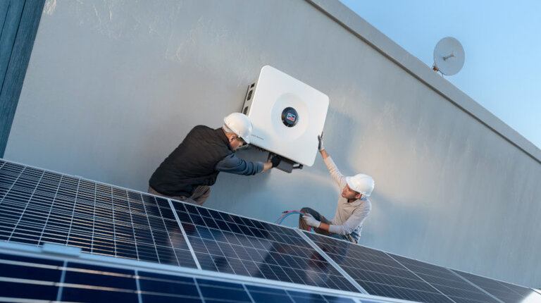 Sunny Tripower X 60: Neuer Maßstab für gewerbliche PV-Anlagen